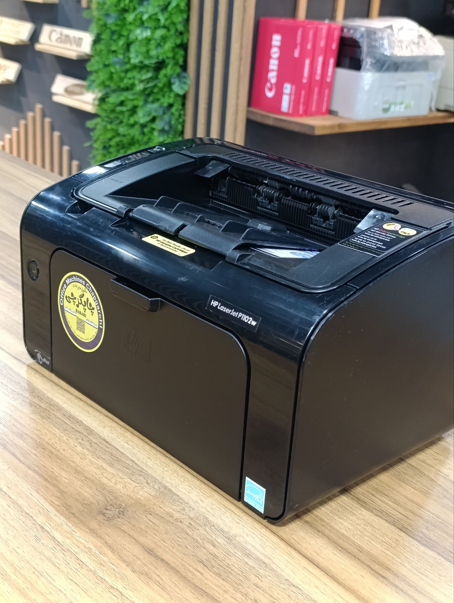 پرینتر HP1102W لیزری سیاه سفید تک کاره.استوک وارداتی